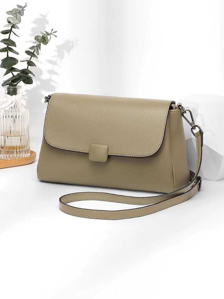 EvaEdge Flap Bag