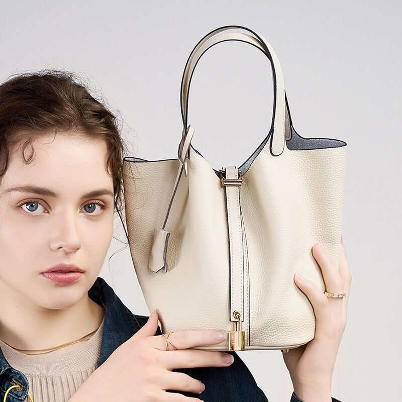 EvaLock Bucket Bag